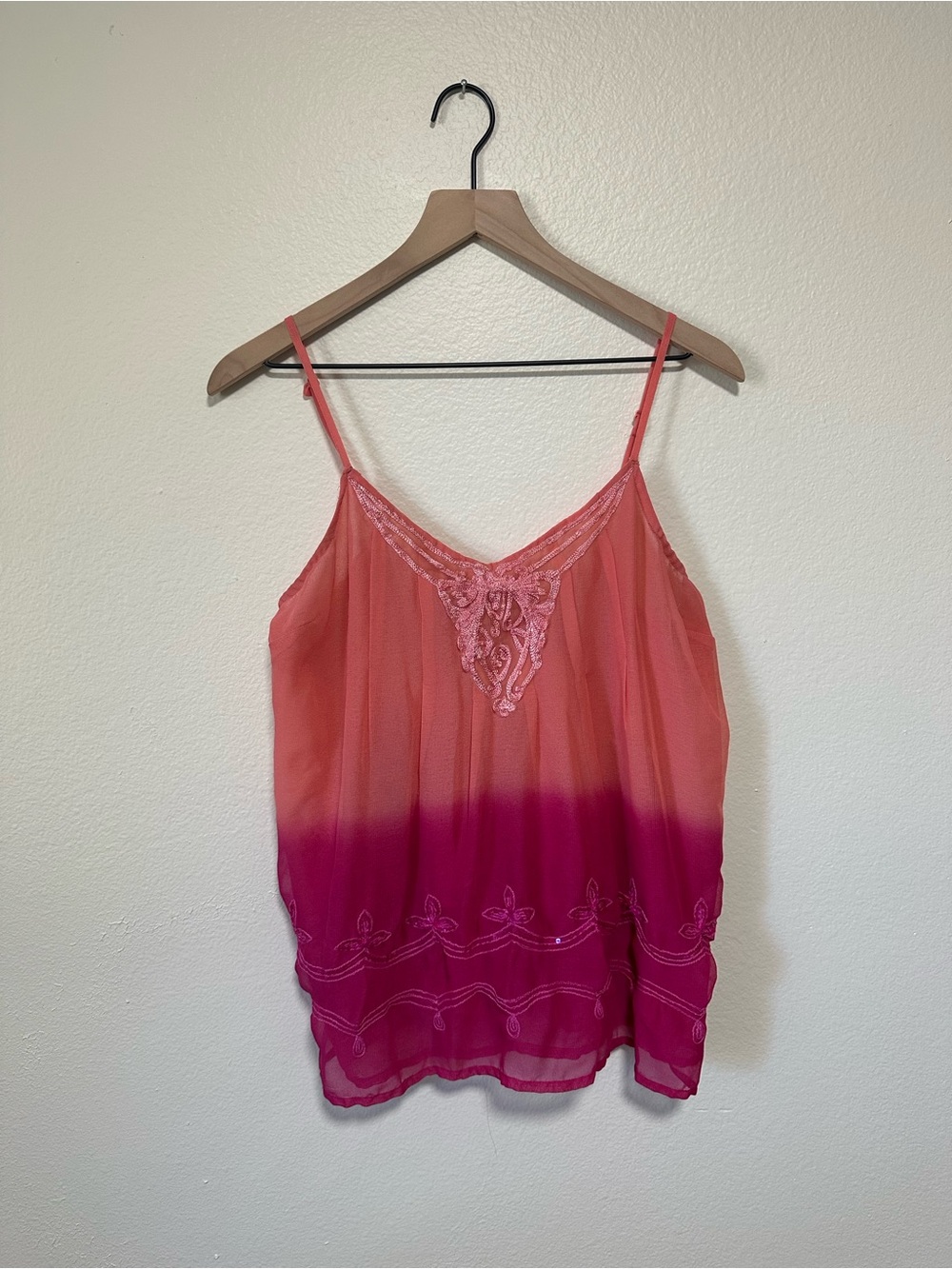 💗Charlotte Russe Pink Coral Ombre Sequin Lace-Trim Tank